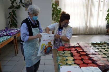 Activitate filantropică la Centrul regional de cazare şi proceduri pentru solicitanţii de azil din Galaţi – fotografia 5