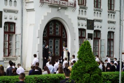 Elevii Seminarului Teologic „Sfântul Andrei“ din Galaţi au început cursurile în format fizic – fotografia 16