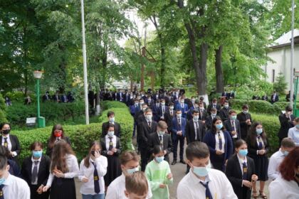 Elevii Seminarului Teologic „Sfântul Andrei“ din Galaţi au început cursurile în format fizic – fotografia 26