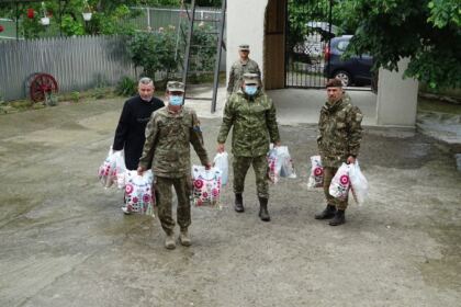 Daruri pentru copiii din Insula Mare a Brăilei – fotografia 2