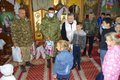 Daruri pentru copiii din Insula Mare a Brăilei – fotografia 4