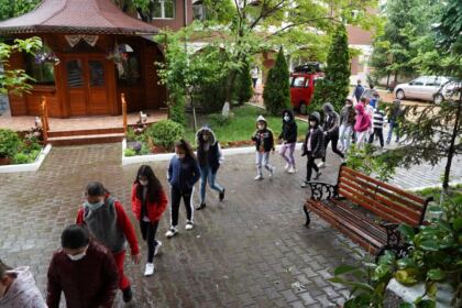 Ziua Internaţională a Copilului în Arhiepiscopia Dunării de Jos – fotografia 13