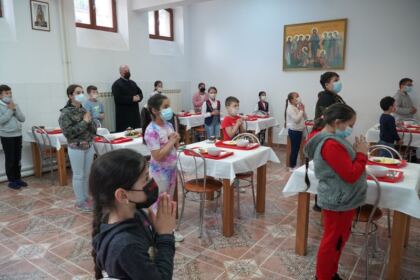 Ziua Internaţională a Copilului în Arhiepiscopia Dunării de Jos – fotografia 18