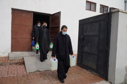 Arhiepiscopia Dunării de Jos sprijină în continuare unităţile medicale – fotografia 6