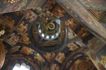 Slujire arhierească şi ajutoare oferite semenilor nevoiaşi în Arhiepiscopia Dunării de Jos la Duminica Înfricoşătoarei Judecăţi – fotografia 8