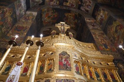 Slujire arhierească şi ajutoare oferite semenilor nevoiaşi în Arhiepiscopia Dunării de Jos la Duminica Înfricoşătoarei Judecăţi – fotografia 12