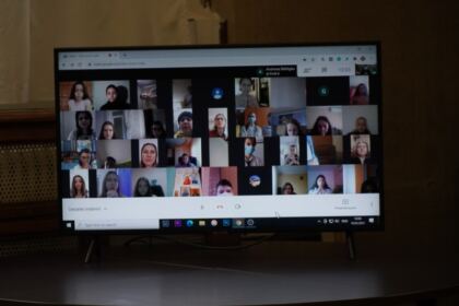 O nouă întrunire cu elevii participanţi la concursul prilejuit de Duminica Ortodoxiei – fotografia 4