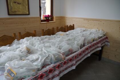 Daruri pentru Maternitatea „Buna Vestire“ din Galați și pentru vârstnicii nevoiaşi – fotografia 5