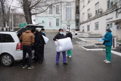 Daruri pentru Maternitatea „Buna Vestire“ din Galați și pentru vârstnicii nevoiaşi – fotografia 16