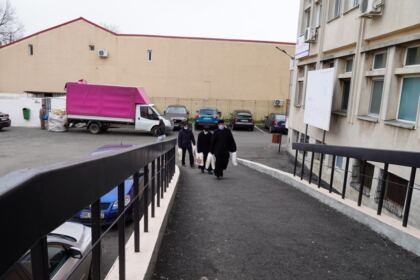 Daruri de sărbătoarea Bunei Vestiri oferite Spitalul de Obstetrică şi Ginecologie din Brăila – fotografia 13