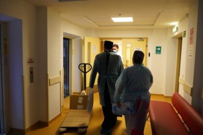 Daruri de sărbătoarea Bunei Vestiri oferite Spitalul de Obstetrică şi Ginecologie din Brăila – fotografia 18