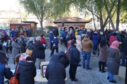 Liturghie şi filantropie la biserica „Sf. Mina“ din Galaţi – fotografia 10