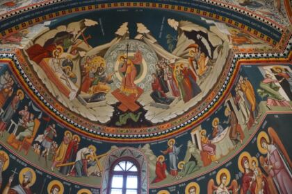 Liturghie şi filantropie la biserica „Sf. Mina“ din Galaţi – fotografia 28