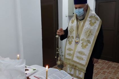 Asistaţii de la Cantina „Sfântul Nicolae“ a Centrului Eparhial au primit astăzi darui pentru lăsatul secului – fotografia 5