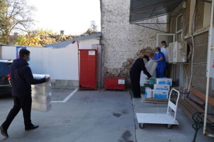 Daruri oferite de Centrul social „Sfântul Vasile cel Mare“ din Brăila – fotografia 32
