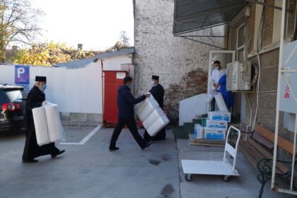 Daruri oferite de Centrul social „Sfântul Vasile cel Mare“ din Brăila – fotografia 33