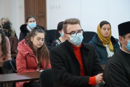 Sesiune de comunicări ştiinţifice în cadrul sărbătorilor Sfântului Apostol Andrei la Galaţi – fotografia 8