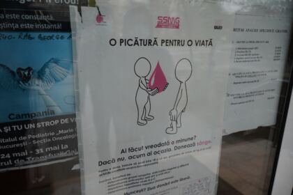În Arhiepiscopia Dunării de Jos continuă campania de donare de sânge – fotografia 2