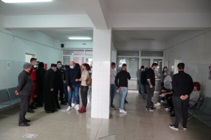 În Arhiepiscopia Dunării de Jos continuă campania de donare de sânge – fotografia 7