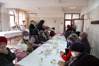 Parohia „Sf. Stelian“ din Galaţi și-a sărbătorit ocrotitorul spiritual – fotografia 7