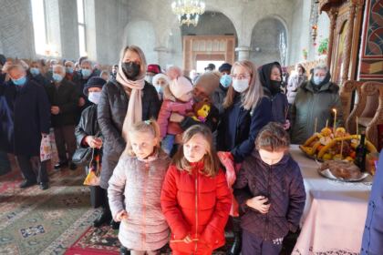 Parohia „Sf. Stelian“ din Galaţi și-a sărbătorit ocrotitorul spiritual – fotografia 12