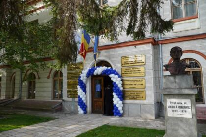 Deschiderea solemnă a cursurilor noului an universitar la Universitatea „Dunărea de Jos“ din Galaţi – fotografia 17