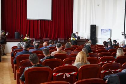 Deschiderea solemnă a cursurilor noului an universitar la Universitatea „Dunărea de Jos“ din Galaţi – fotografia 27