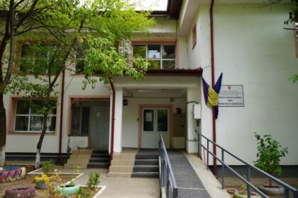 Ajutoare oferite de Parohia „Sfânta Cuvioasă Parascheva“ din Galați – fotografia 17
