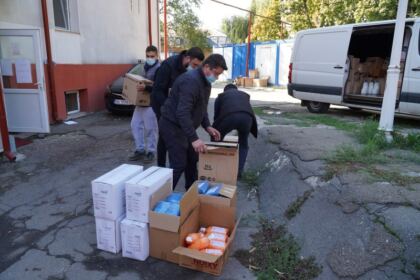 Arhiepiscopia Dunării de Jos sprijină în continuare spitalele şi centrele sociale – fotografia 18