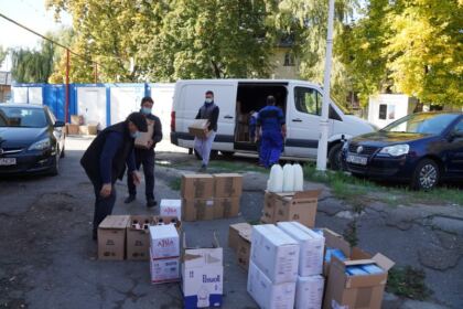 Arhiepiscopia Dunării de Jos sprijină în continuare spitalele şi centrele sociale – fotografia 20