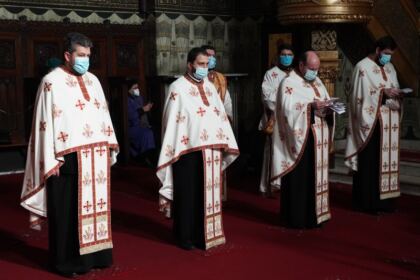 Rugăciuni şi daruri pentru cei bolnavi – fotografia 8