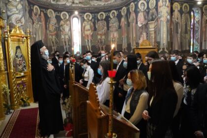 Deschiderea cursurilor pentru noul an şcolar la Seminarul Teologic „Sfântul Apostol Andrei“ din Galaţi – fotografia 15