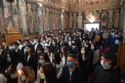 Deschiderea cursurilor pentru noul an şcolar la Seminarul Teologic „Sfântul Apostol Andrei“ din Galaţi – fotografia 16
