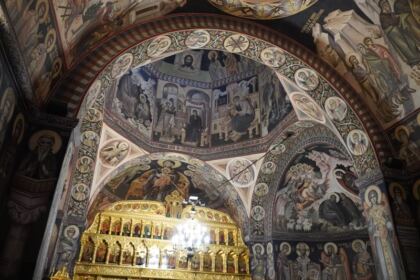 Deschiderea cursurilor pentru noul an şcolar la Seminarul Teologic „Sfântul Apostol Andrei“ din Galaţi – fotografia 17