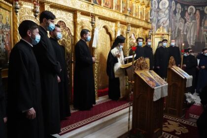 Deschiderea cursurilor pentru noul an şcolar la Seminarul Teologic „Sfântul Apostol Andrei“ din Galaţi – fotografia 54