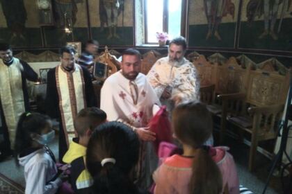 Rugaciune și filantropie în localitatea Ghidigeni – fotografia 7
