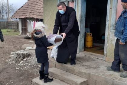 Rugaciune și filantropie în localitatea Ghidigeni – fotografia 12