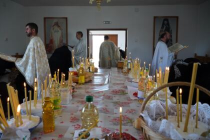 Rugăciune şi caravană medicală în satul Petroiu din judeţul Brăila – fotografia 25