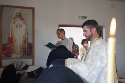 Rugăciune şi caravană medicală în satul Petroiu din judeţul Brăila – fotografia 26