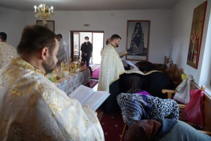 Rugăciune şi caravană medicală în satul Petroiu din judeţul Brăila – fotografia 27