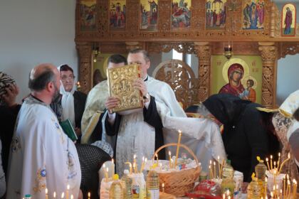 Rugăciune şi caravană medicală în satul Petroiu din judeţul Brăila – fotografia 37