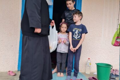 Rugăciune şi vizite misionare în Eparhia Dunării de Jos – fotografia 41
