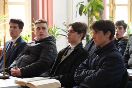 Simpozion studenţesc la Galaţi dedicat sfinţilor isihaşti – fotografia 11