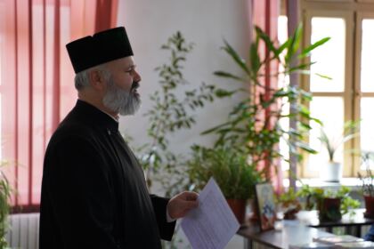 Simpozion studenţesc la Galaţi dedicat sfinţilor isihaşti – fotografia 12