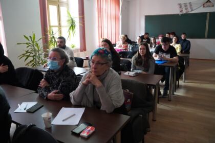 Simpozion studenţesc la Galaţi dedicat sfinţilor isihaşti – fotografia 16