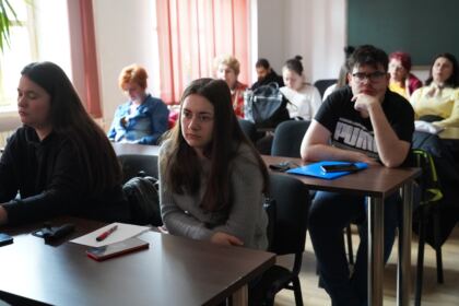 Simpozion studenţesc la Galaţi dedicat sfinţilor isihaşti – fotografia 20