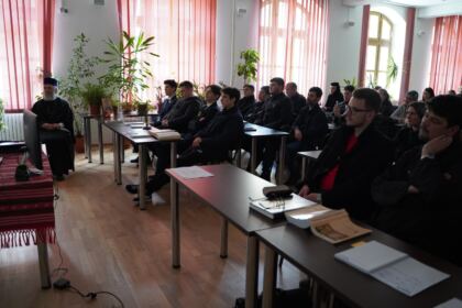 Simpozion studenţesc la Galaţi dedicat sfinţilor isihaşti – fotografia 22