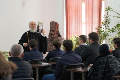Simpozion studenţesc la Galaţi dedicat sfinţilor isihaşti – fotografia 34