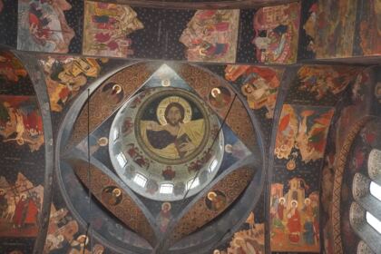 Liturghie şi filantropie la Catedrala Arhiepiscopală din Galaţi – fotografia 6
