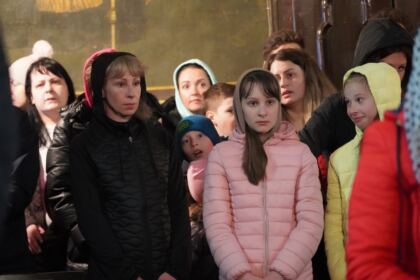 Liturghie şi filantropie la Catedrala Arhiepiscopală din Galaţi – fotografia 10